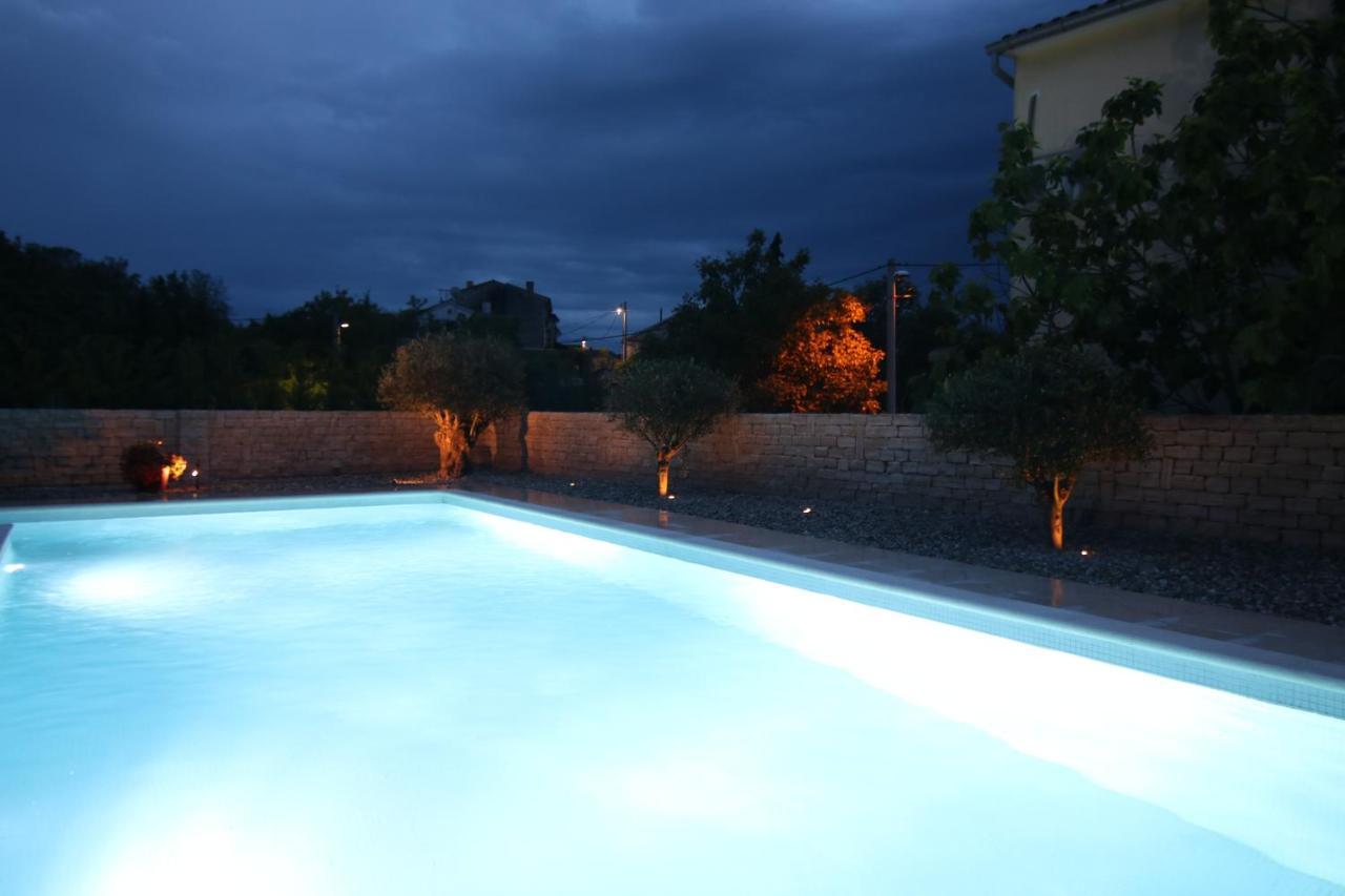 Villa Caprice - Krk Milohnici المظهر الخارجي الصورة
