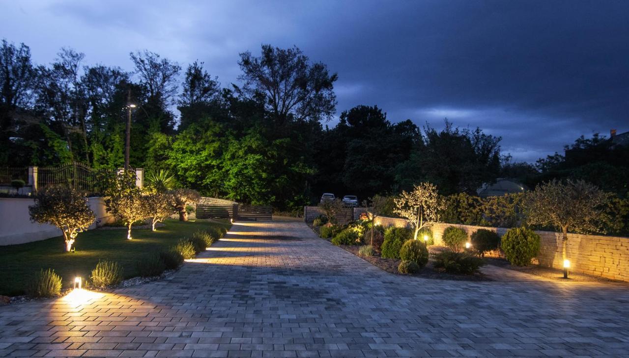Villa Caprice - Krk Milohnici المظهر الخارجي الصورة