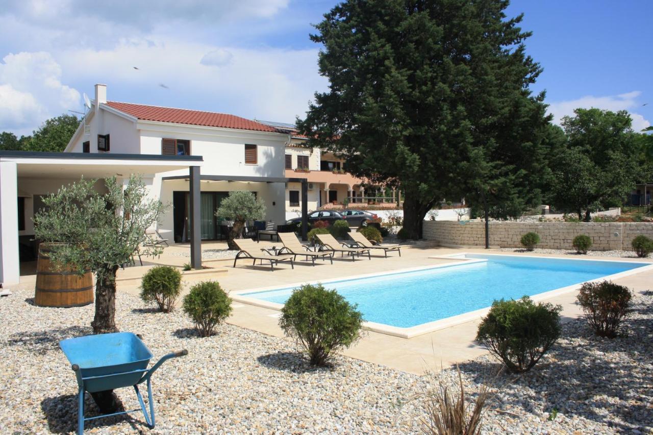 Villa Caprice - Krk Milohnici المظهر الخارجي الصورة