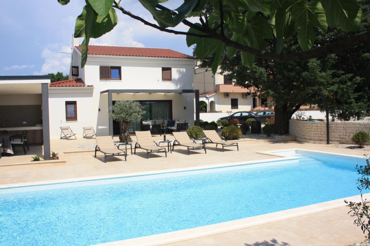 Villa Caprice - Krk Milohnici المظهر الخارجي الصورة